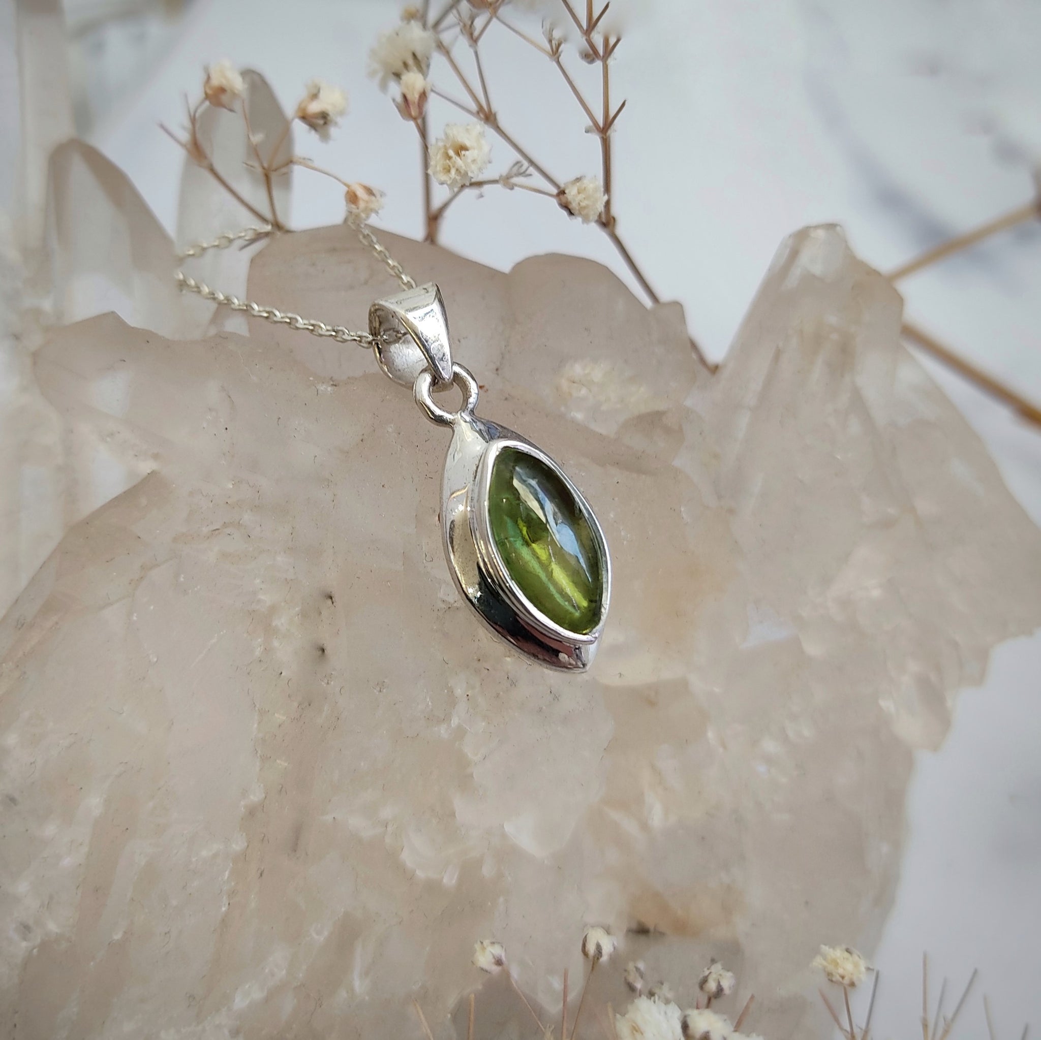 Marquise Peridot Sterling Silver pendant