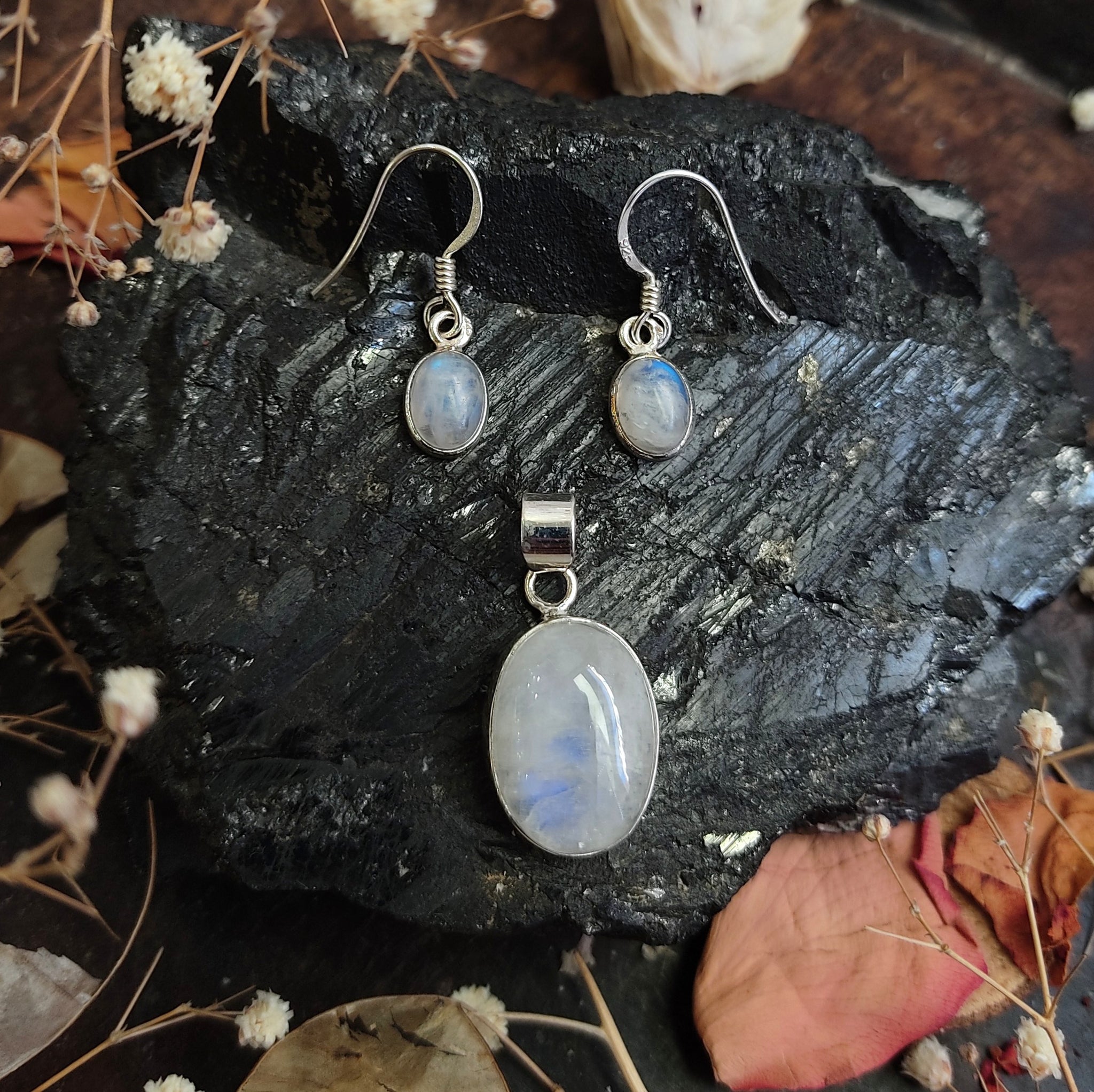 Oval Rainbow Moonstone (Peristerite) Sterling Silver Earrings and Pendant Set
