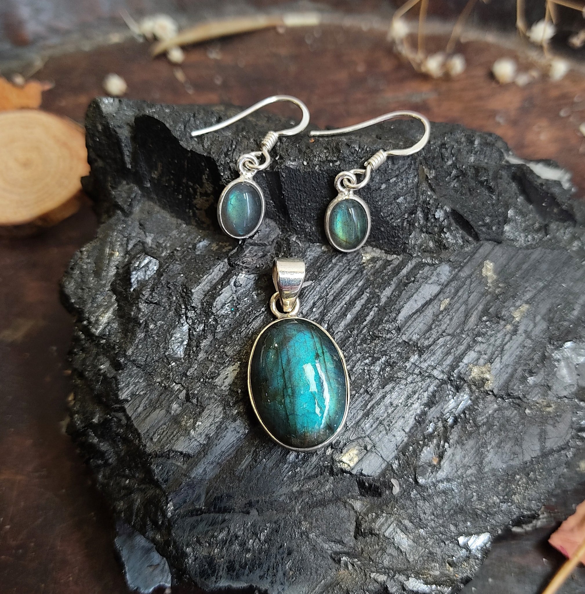 Oval Labradorite Sterling Silver Earrings and Pendant Set