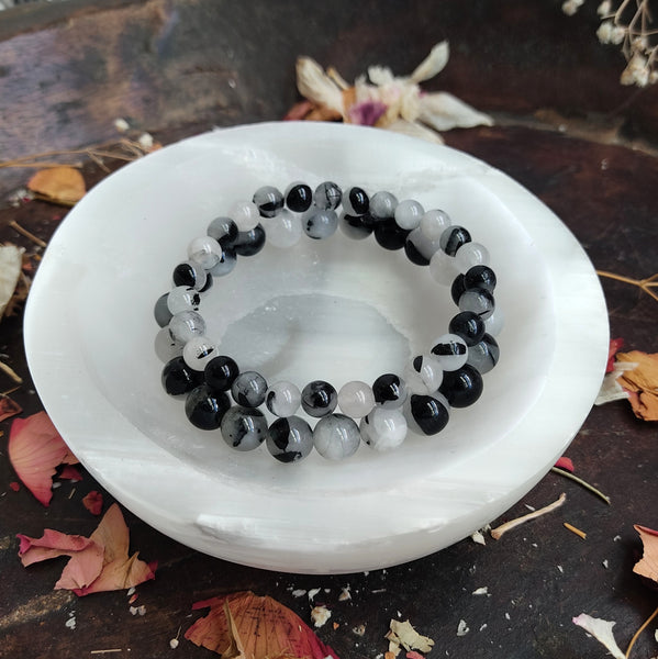 Tourmalinated Quartz beads bracelet