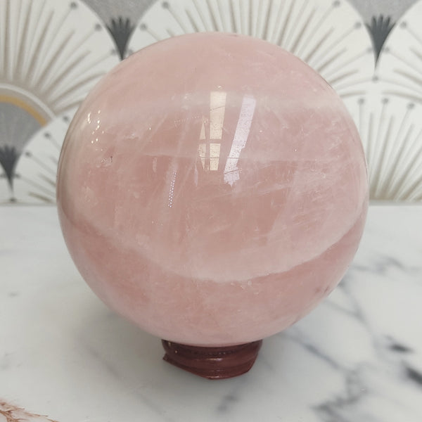 Rose Quartz Sphere (1.1kg)