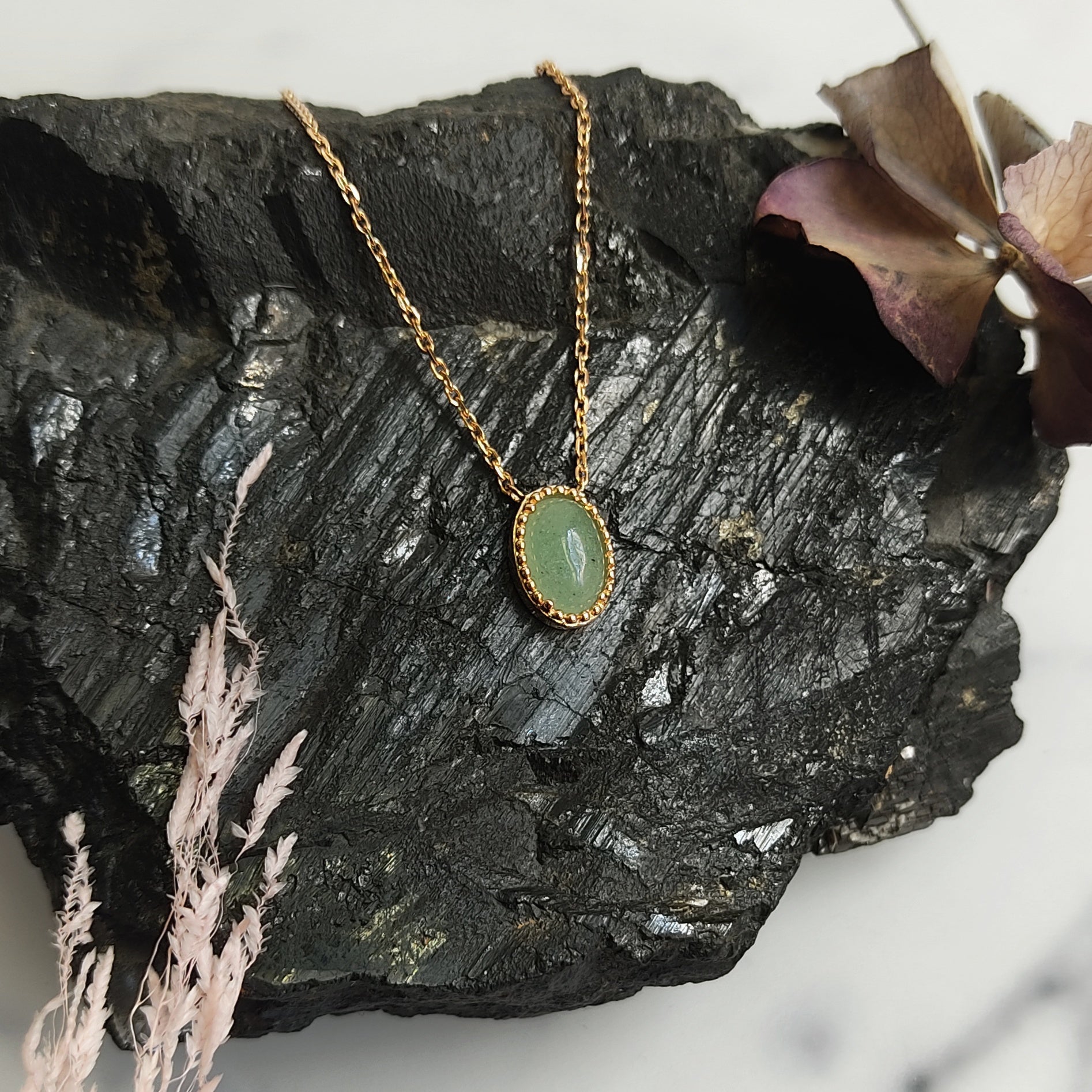 Oval Aventurine Gold Plated Necklace