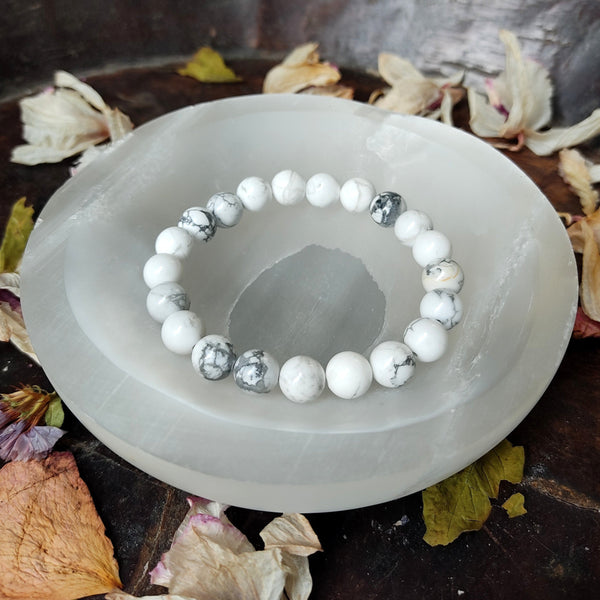 White Howlite beads bracelet